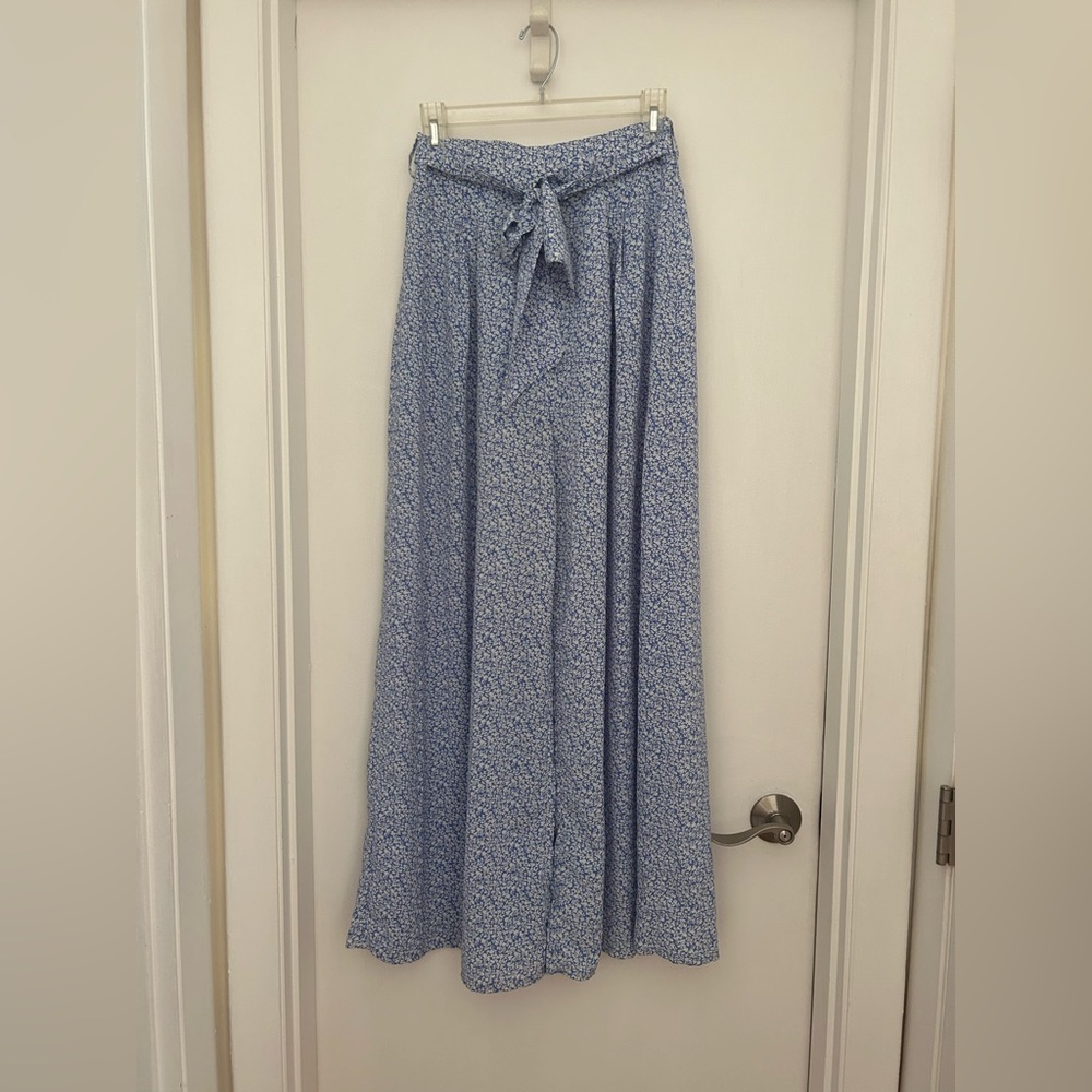 Petal&Pup flowy floral blue high waisted pants